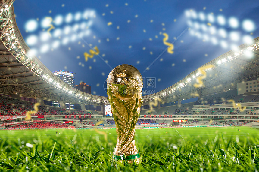 迈克·布朗：哈特整晚防字母哥都非常拼，唐斯进攻篮板很关键（迈克·布朗：哈特整场死守字母哥拼劲十足，唐斯的进攻篮板至关重要）