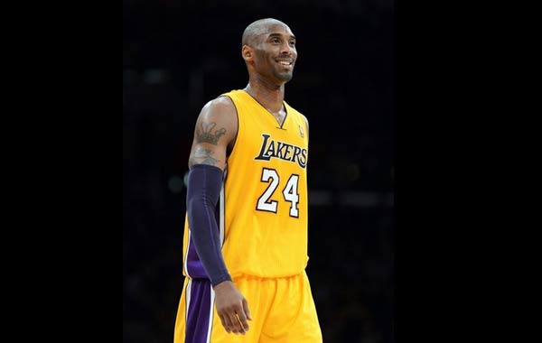 欧冠积分榜：阿森纳全胜领跑，巴黎、拜仁、国米、皇马均12分（欧冠形势：阿森纳全胜登顶，巴黎、拜仁、国米、皇马同积12分）