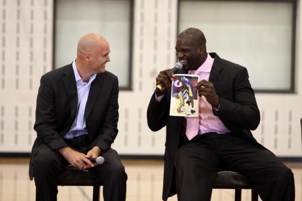 阿德里亚诺：感谢球迷还称我为皇帝；伊布是我合作过最强队友（阿德里亚诺致谢仍称其“皇帝”的球迷：伊布是我生涯最强队友）