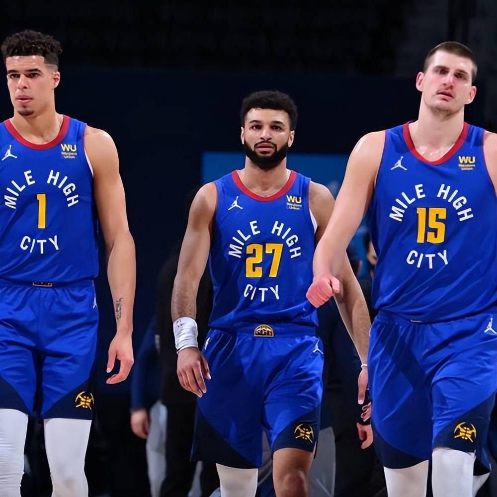 曼晚：瓜迪奥拉今夏在曼城训练中话不多，助教扮演更重要作用（曼晚：瓜帅今夏训练场少发声，曼城助教承担更多职责）