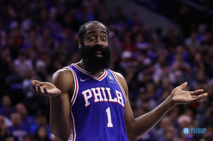 博尼法斯租借合同将在明夏结束，不莱梅总监：没考虑让他提前离队（博尼法斯租借期将于明夏到期，不莱梅总监：未考虑提前解约）