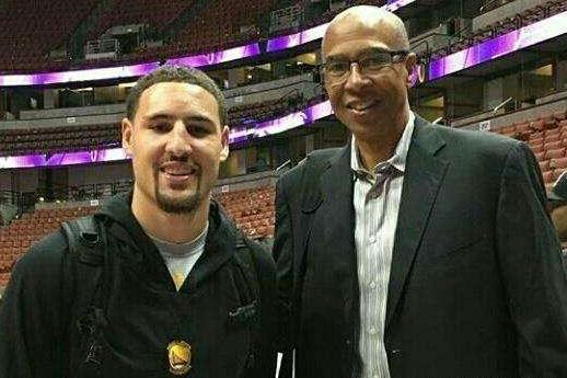 巴西甲战报：蒂亚戈屡神扑，帕尔梅拉斯0-0闷平维多利亚（巴甲战报：蒂亚戈高接低挡，帕尔梅拉斯与维多利亚互交白卷）